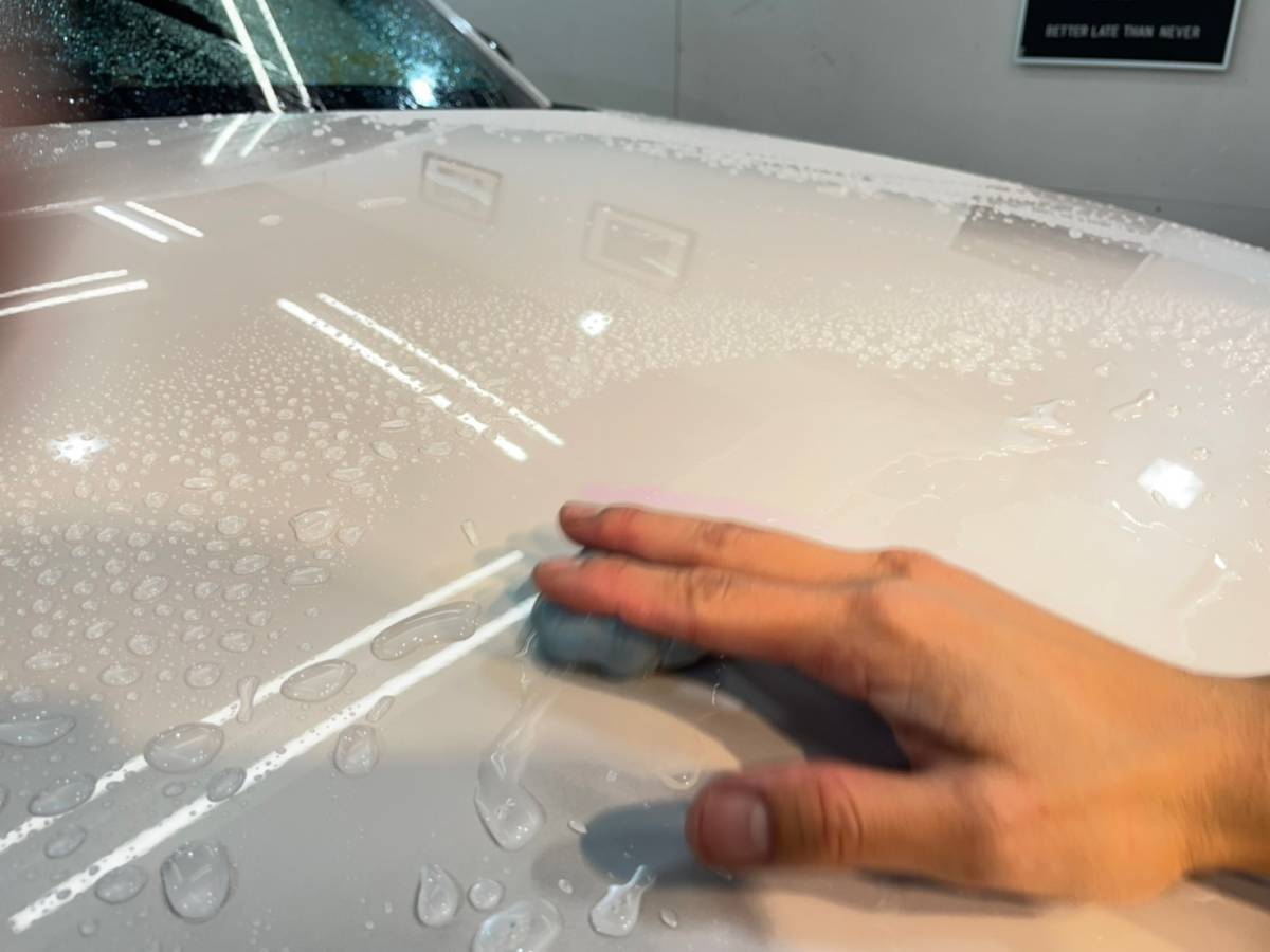 MazdaCX-60のコーティング前の下地処理