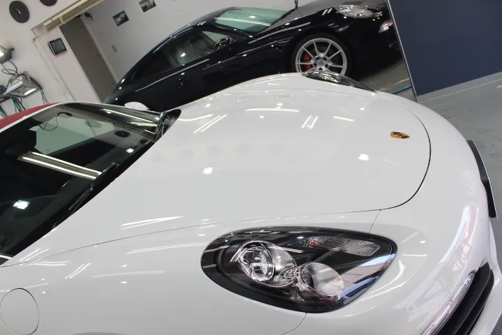 ポルシェのメンテナンス専門店