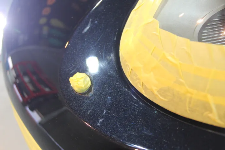 997のヘッドライト周辺のキズ処理方法