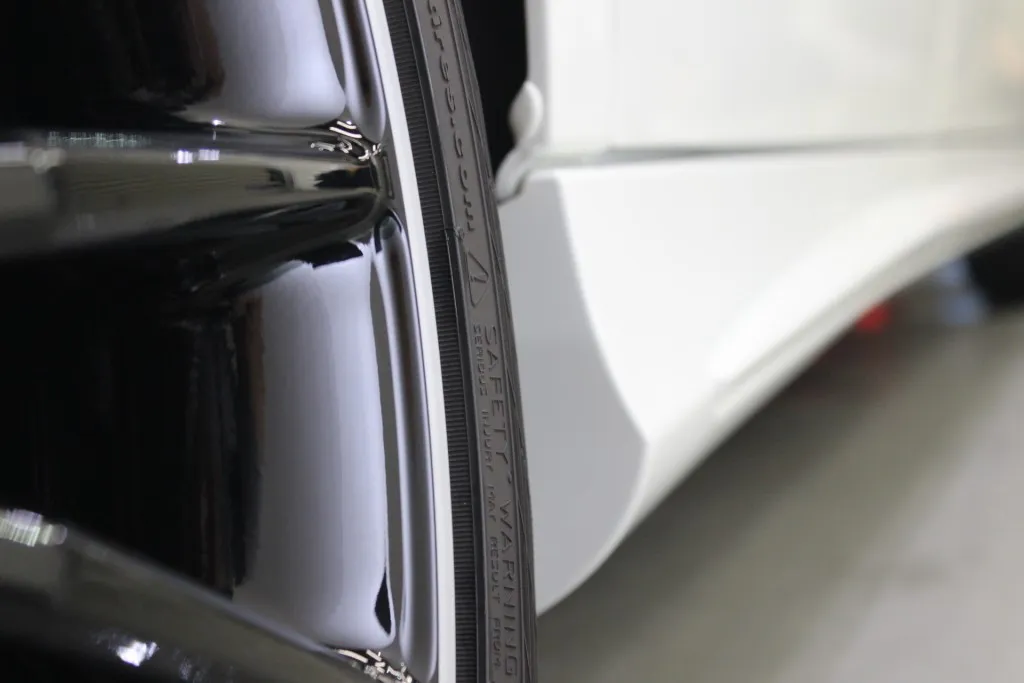 ホイールの硬化型コーティング