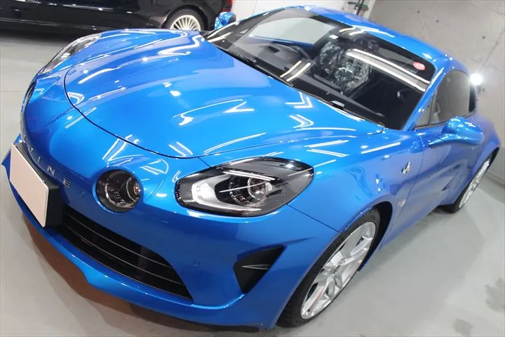 東京からお越しのアルピーヌへ樹脂コーティング施工