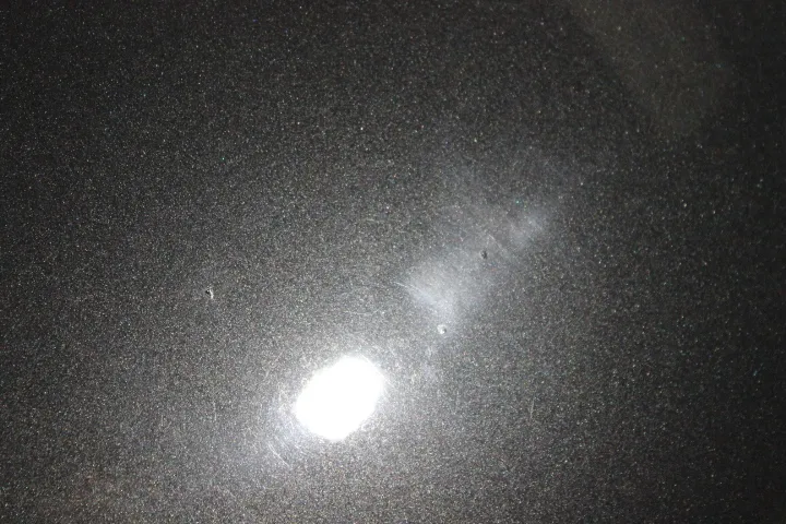 ボンネットの傷の状態