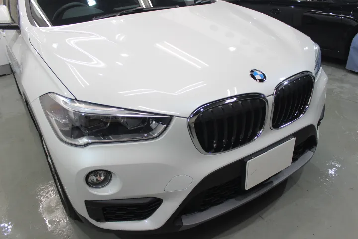 ヘッドライトの飛び石を防ぐフィルム