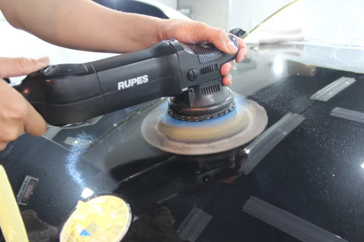 BMWのポリッシング方法