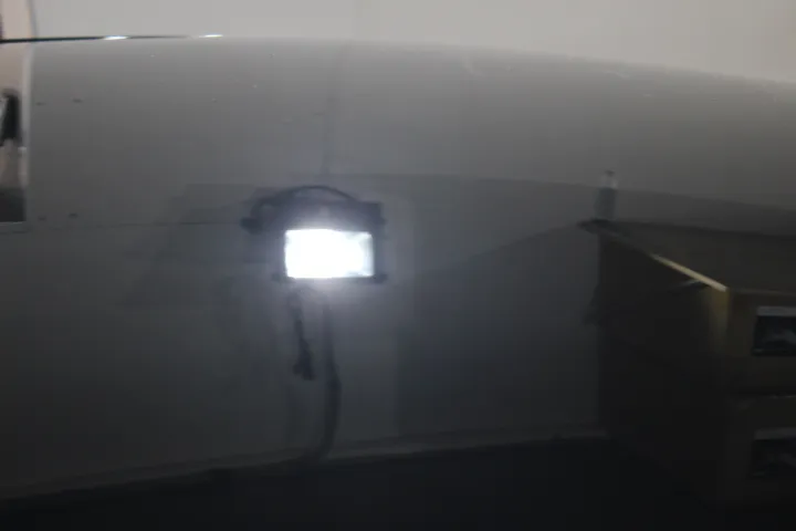 ルーフの水染みの除去方法