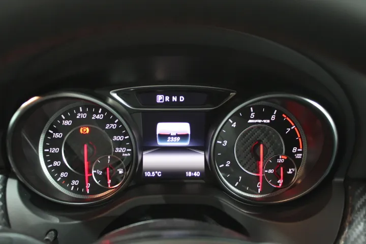 A45のメーター周り