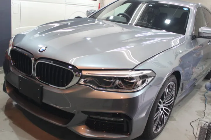 BMWの硬化型コーティング施工