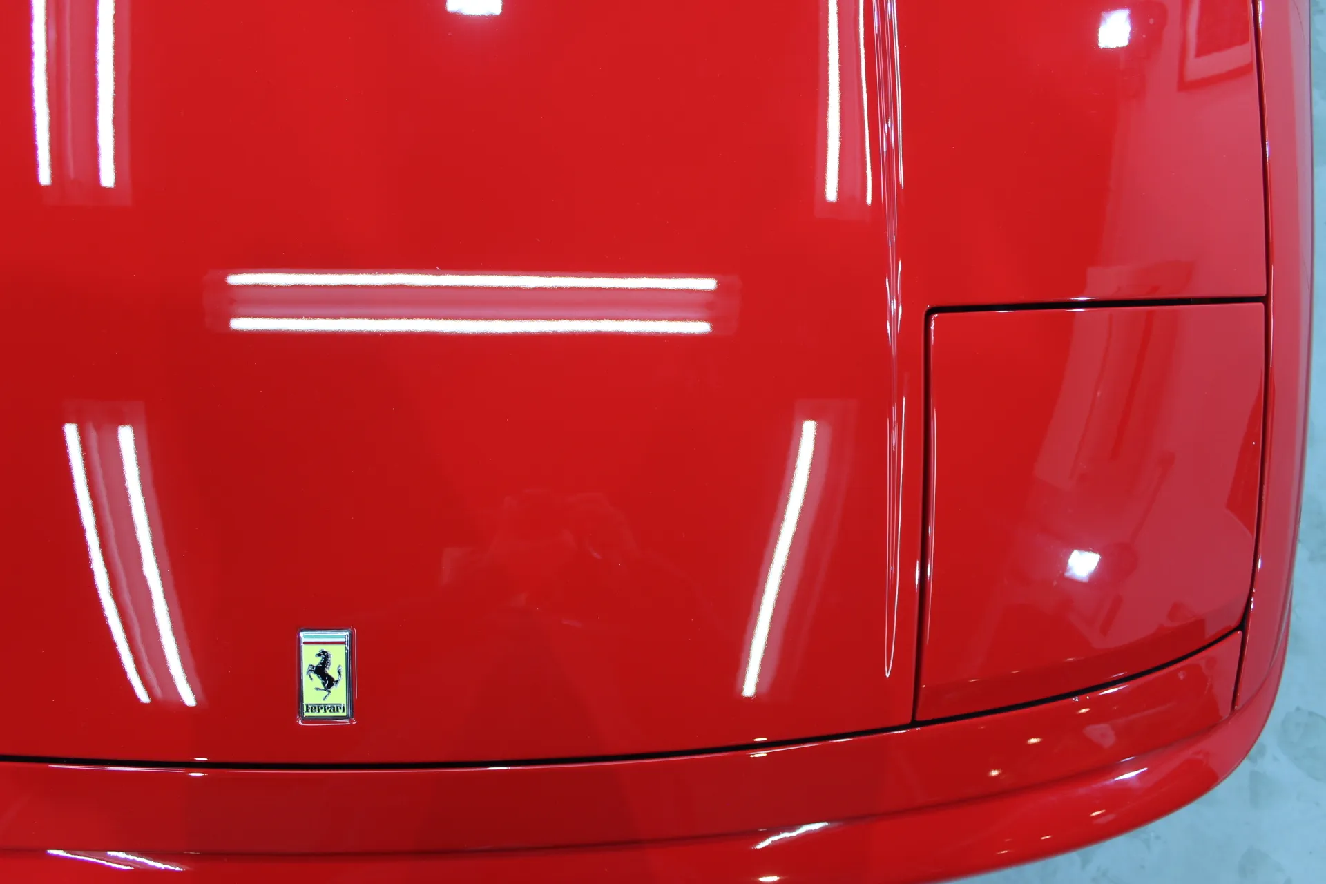 プロテクションフィルム効果による施工面の艶と光沢