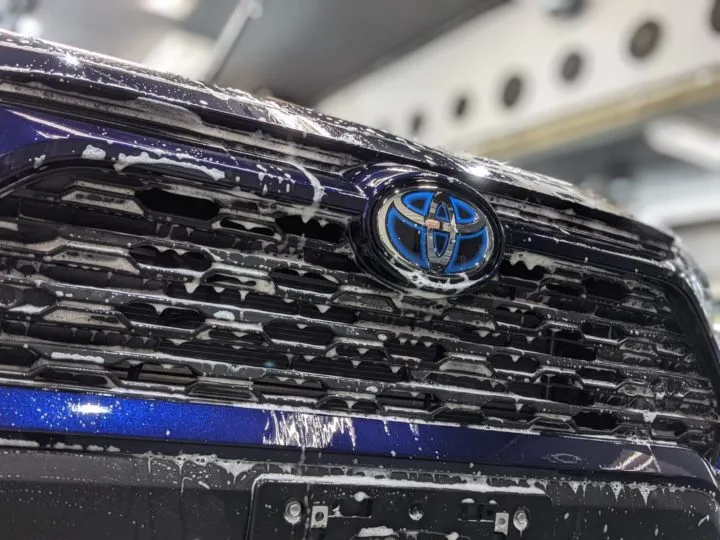 座間から近い東京のコーティング専門店