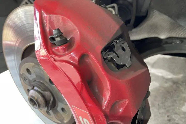 キャリパーコーティングができる東京のコーティング専門店