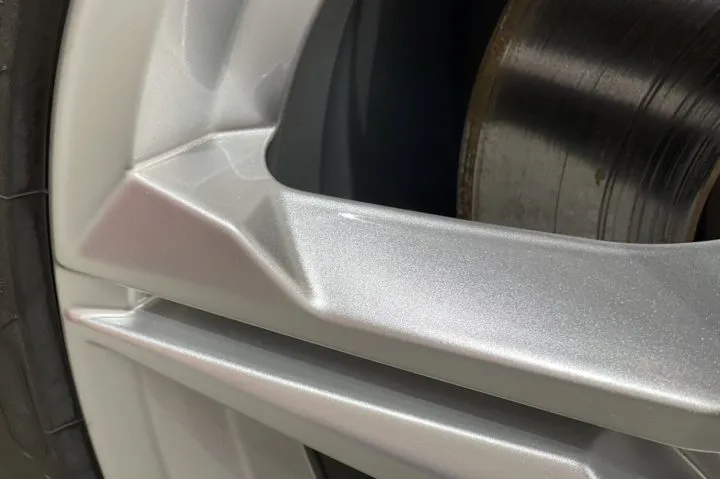 東京でアルミホイールの磨き上げができる専門店