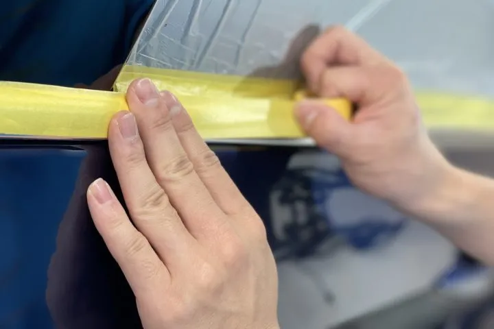 ゴムやメッキ類のマスキング