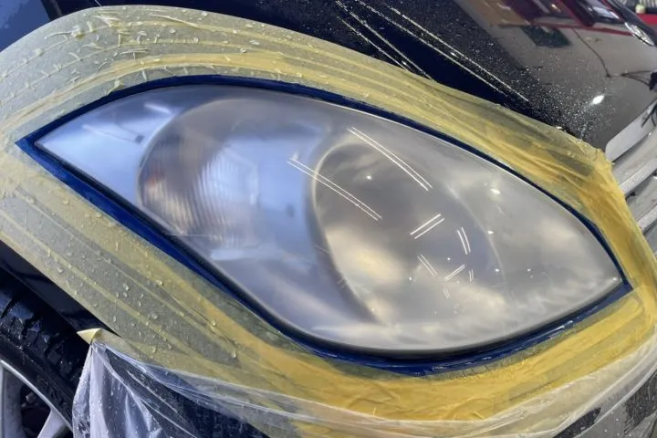 ベンツのヘッドライトリペア