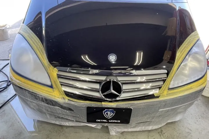 ヘッドライトの黄ばみ除去前