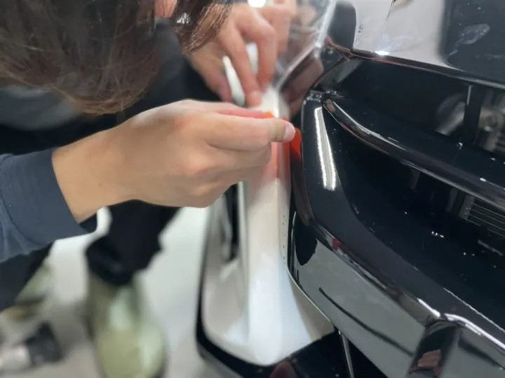 横浜の車の保護フィルム施工店