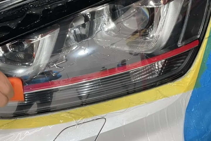 東京の抜群の透明度のヘッドライトスチーマー施工店