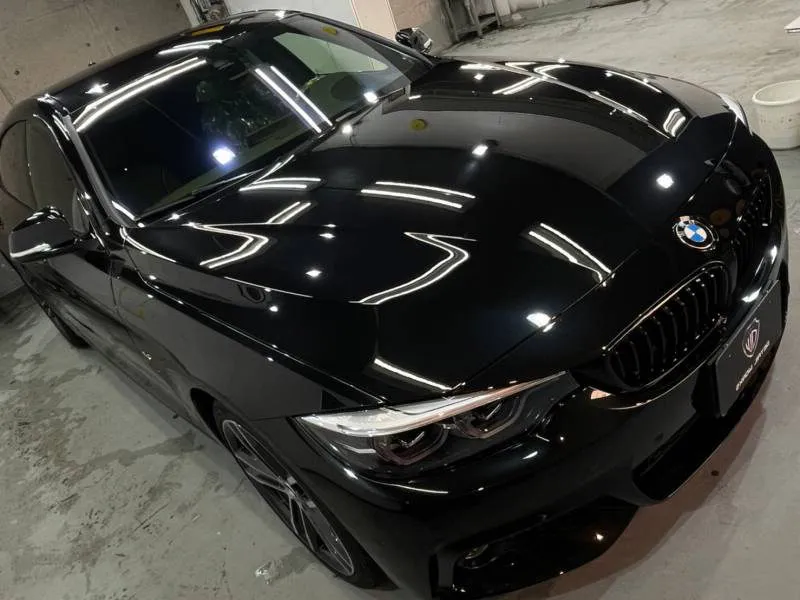 BMWコーティング施工中の画像やビフォアー画像