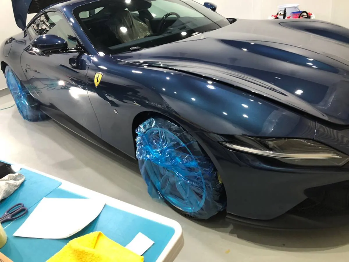 FERRARIのプロテクションフィルムフル施工