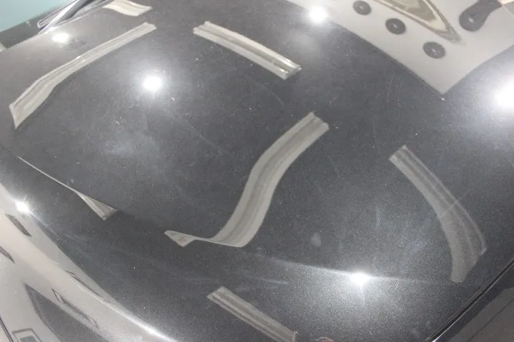 BMWの塗装のスクラッチ