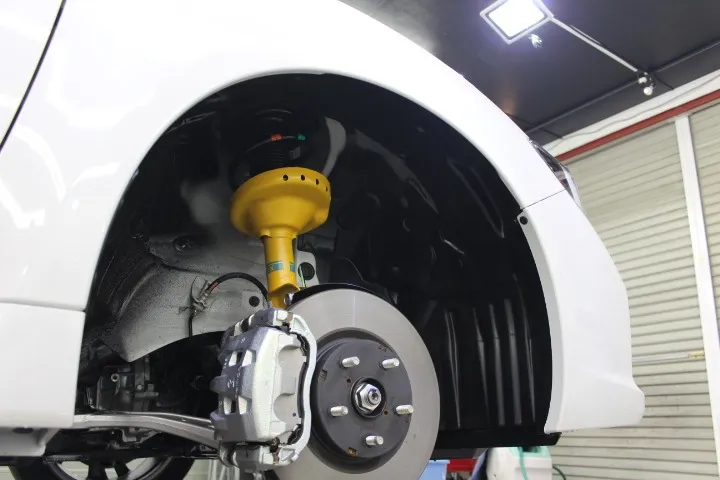 レヴォーグの足回りチェック