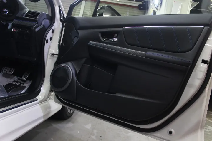 レヴォーグ車内内装のコーティング