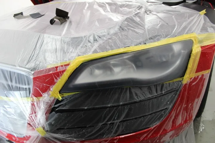 アウディR8のヘッドライト研磨