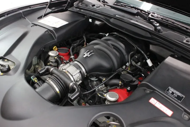 グランツーリズモのV8エンジン