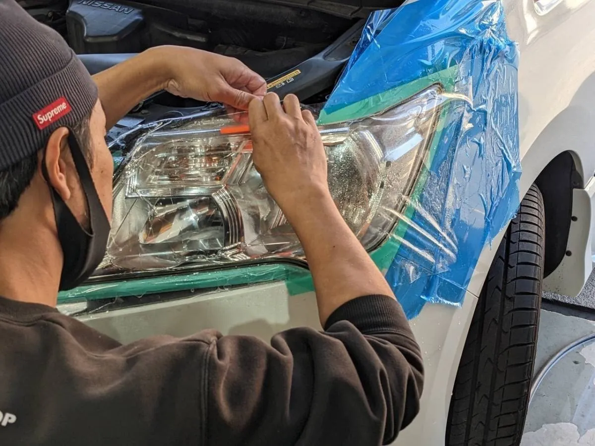 耐候性に優れたプロテクションフィルムを施工します