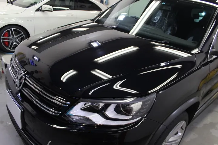 VWティグアン、ガラスコーティング施工/東京都八王子市I様