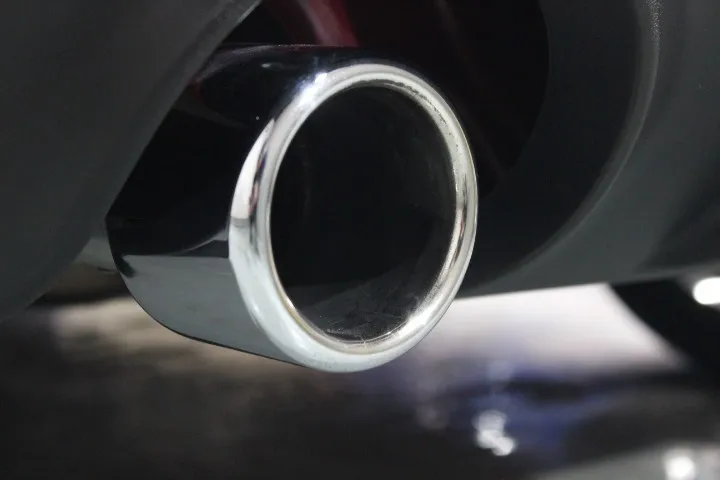 マフラーエンドのクリーニング