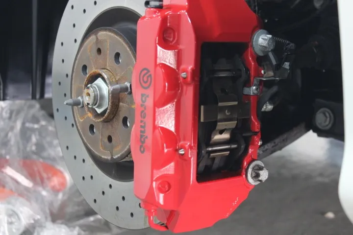 コンペティツィオーネブレンボキャリパー