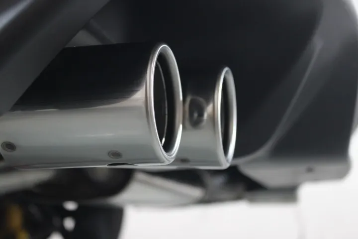 124スパイダーのエキゾーストノート