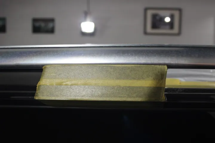 ルーフレールの研磨とプロテクションフィルム施工