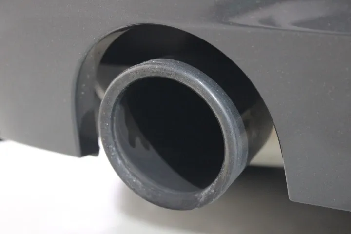 BMW640のマフラーカッター