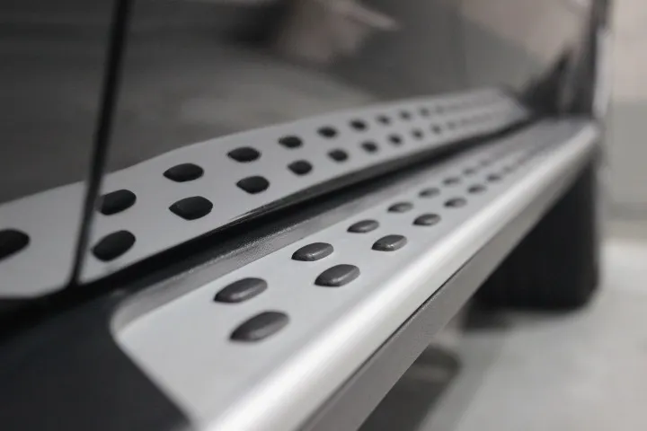 GLKのサイドステップのクリーニング方法