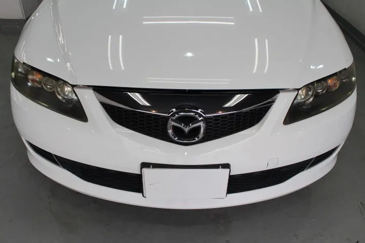 アテンザのヘッドライト磨き施工前