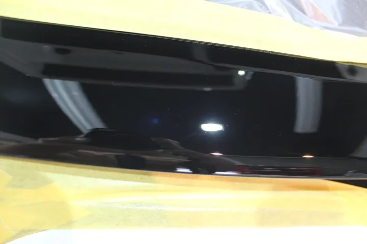 メガーヌRSの白と黒のコントラスト