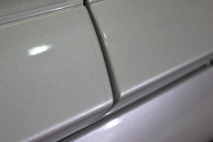 ドアエッジのプロテクションフィルム施工