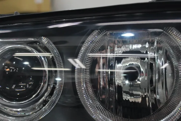 E39のヘッドライト研磨とコーティング