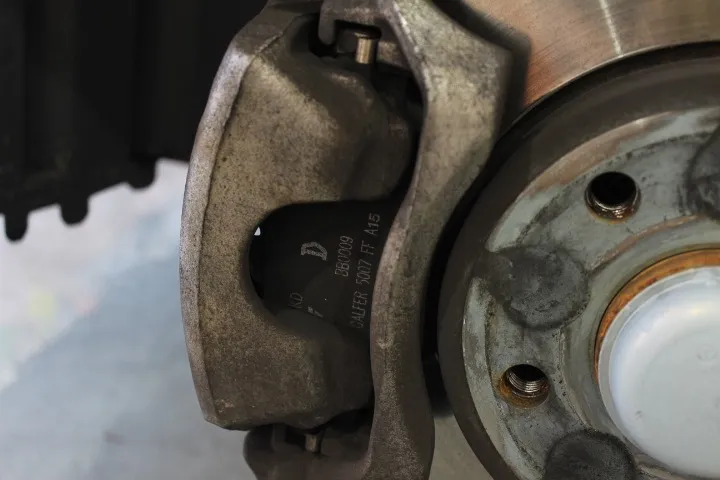 キャリパークリーニング前