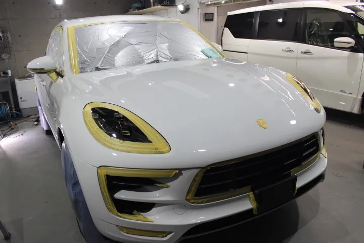 ポルシェマカンのコーティング下地処理