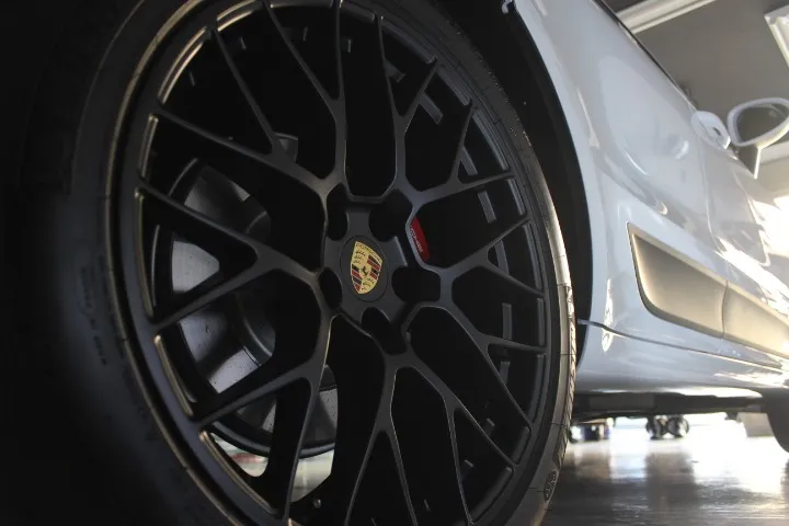 ブラックサテンホイールのコーティング専門店