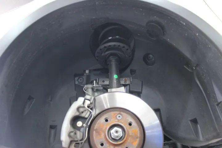 タイヤハウスの洗浄