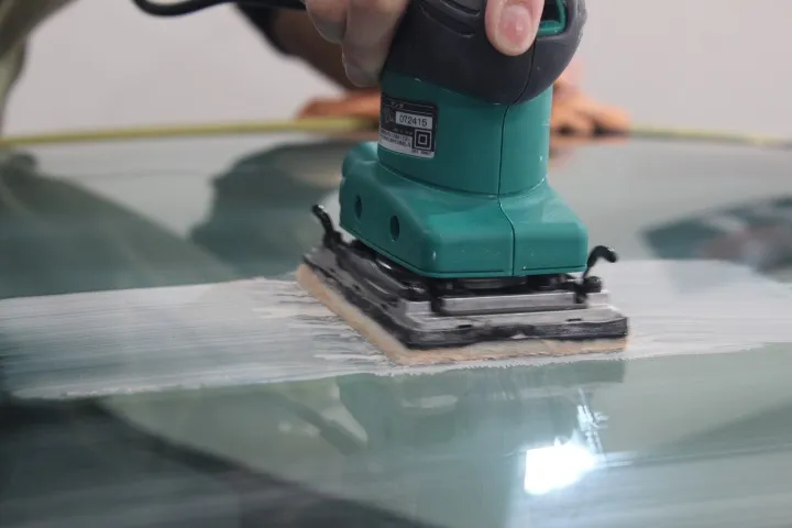 未だガラスコーティングの下地処理