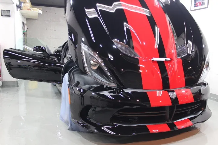 カーボン製ボンネット