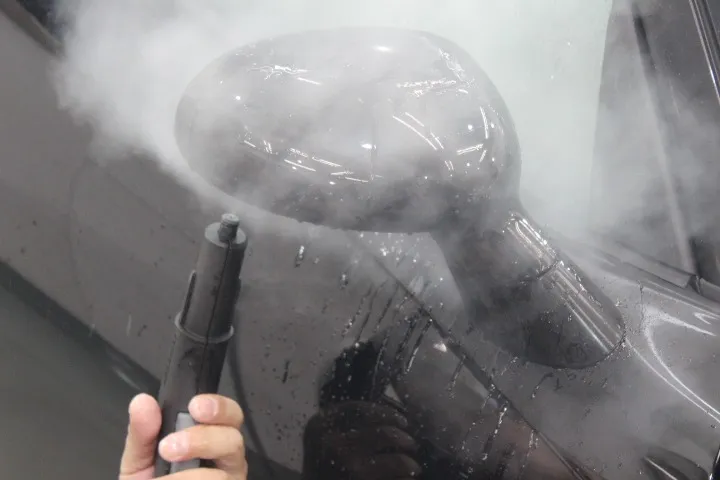 ドアミラーフィルム施工