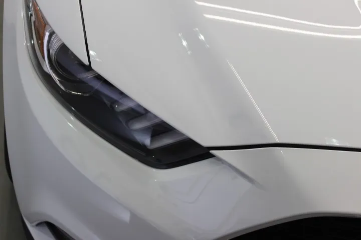 艶のある滑らかな質感