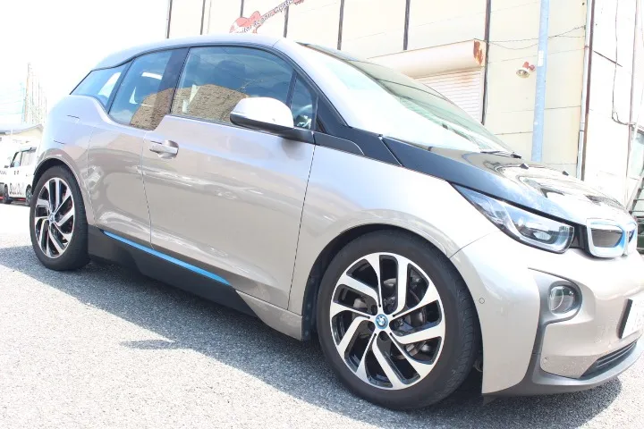 BMWI3メンテナンス施工完了