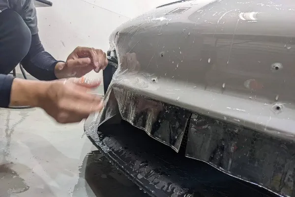 フロントバンパーPPFのインストール