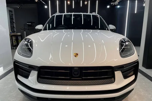 PORSCHEマカンへフルPPF施工